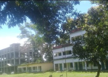 আলীকদম বালিকা উচ্চবিদ্যালয়ের দুই শিক্ষককে শ্রেণি কার্যক্রমে বিরত থাকার নির্দেশ